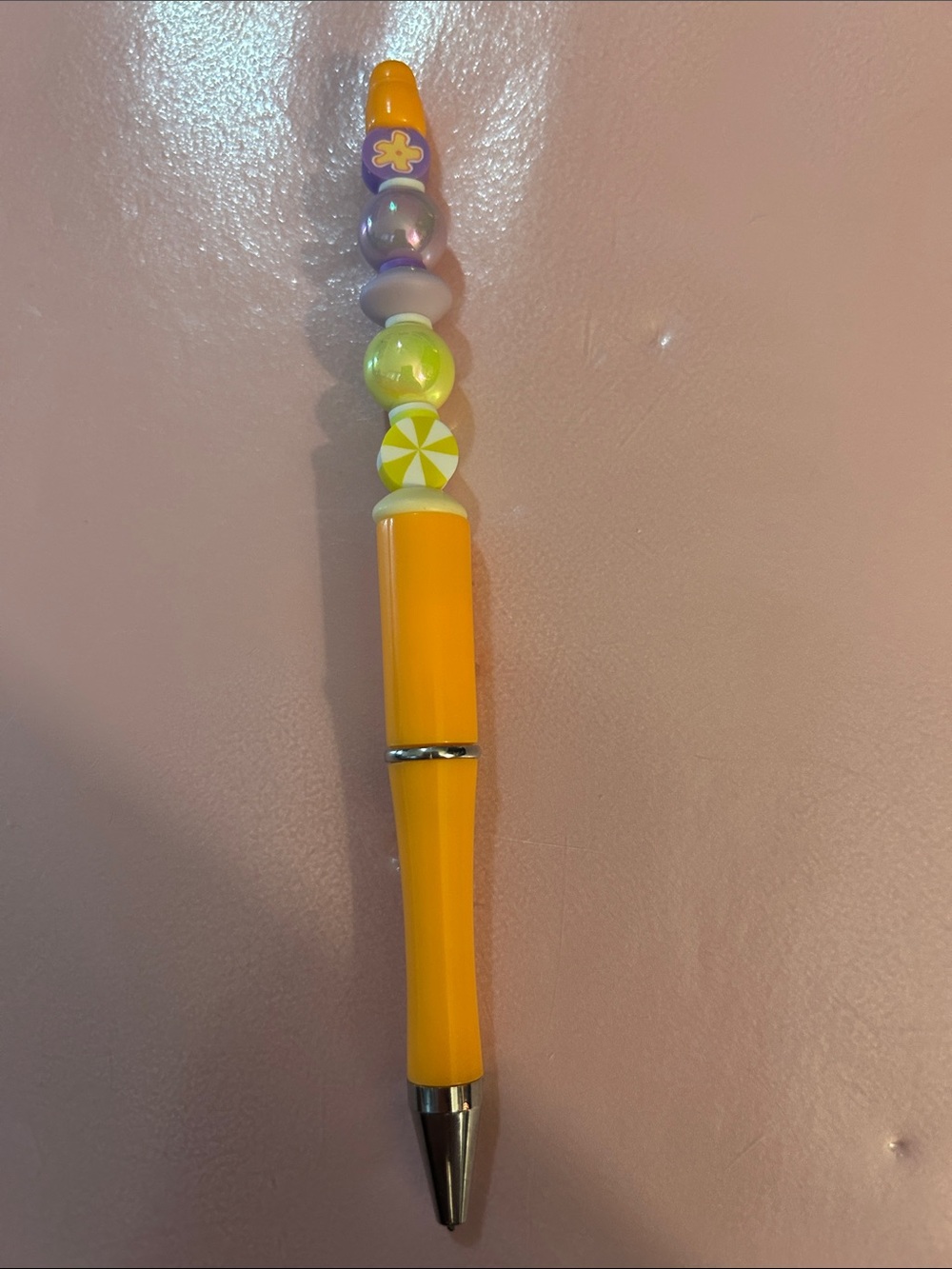 Beaded pens with sleeves and extra refill - Picture 10 of 16